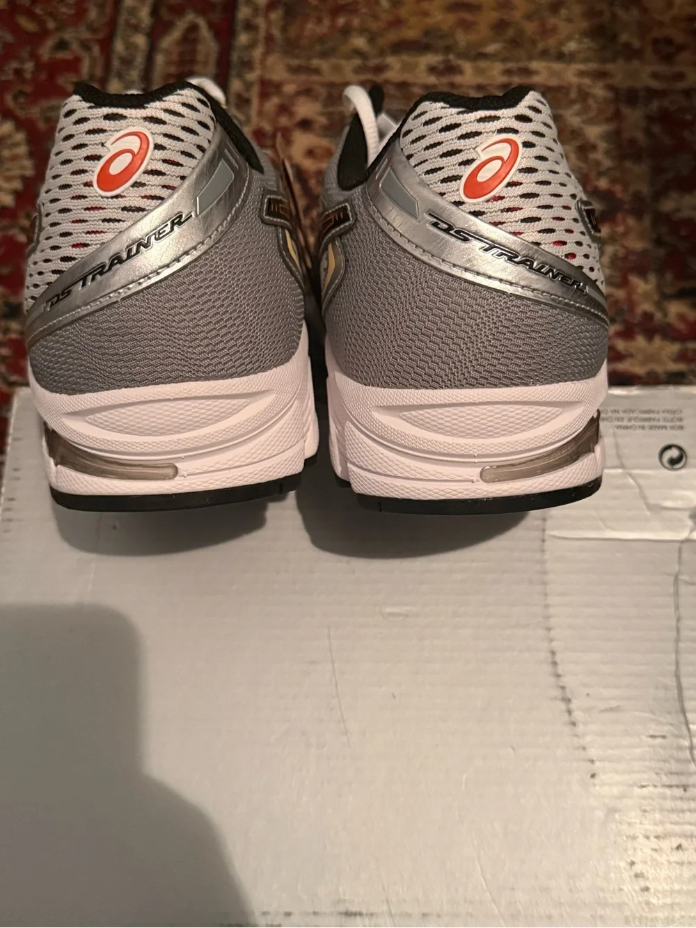 ASICS DS Trainer White Silver Athletic Running Shoes with Black and Gold Accents
